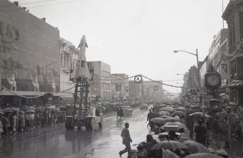 rocket parade float